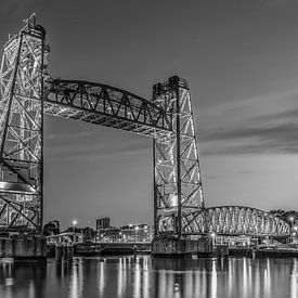 Spoorbrug De Hef Rotterdam van Mario Brussé Fotografie