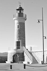 Phare du port de Saint-Tropez, France by Tom Vandenhende