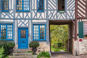 Vakwerkhuizen in een dorp in Normandië, Frankrijk