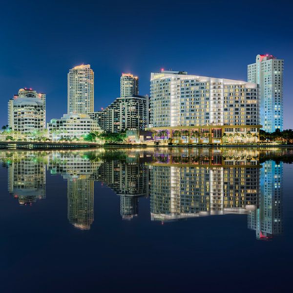 Brickell Key Reflection von Mark den Hartog