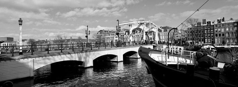 Amsterdam, the Amstel River with the Skinny Bridge by Amsterdam Highlights