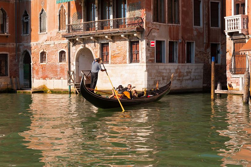 Venetia,Venice,Venetië  van Brian Morgan
