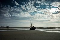 Zeiljacht op het wad