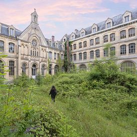 Sanatorium abandonné en France sur Ivana Luijten