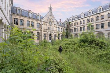 Verlaten sanatorium in Frankrijk van Ivana Luijten
