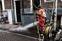 Spray guy