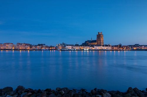 Dordrecht in het blauwe uur