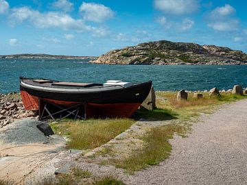 Boat by Bert Cornelissen