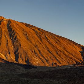 Als de ochtend de vulkaan raakt van Walter G. Allgöwer
