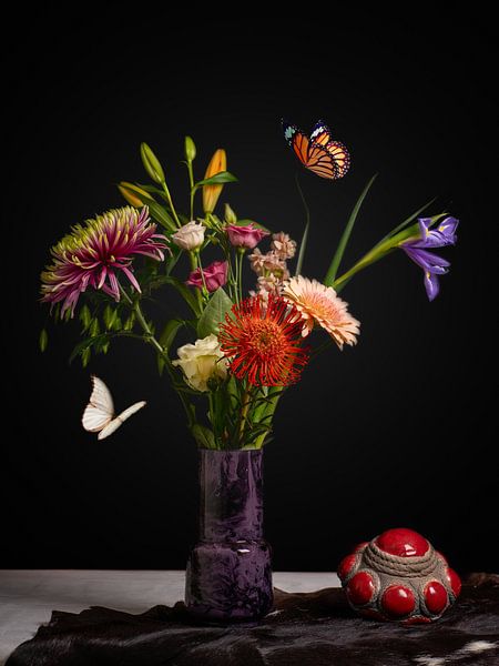 Flower still life with butterflies and Zeeland Bud by Beeldpracht by Maaike