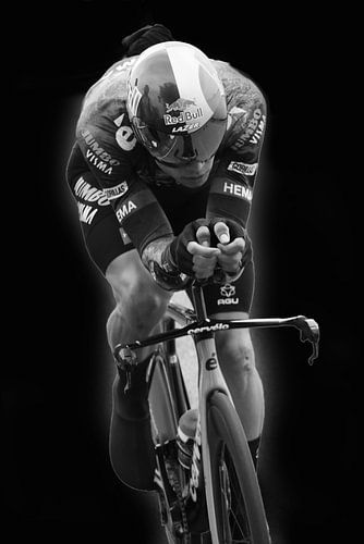 Wout van Aert black and white photo