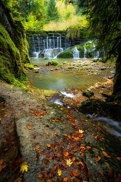 Geratser Wasserfall im Herbst von Martin Wasilewski