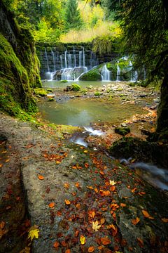 Gerats waterval in de herfst van Martin Wasilewski