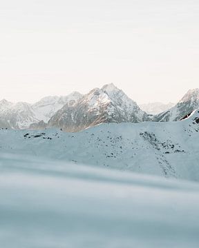 Swiss alps by Teun de Leede