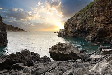 Coast, beach and bay. Sunset in Italy by Fotos by Jan Wehnert