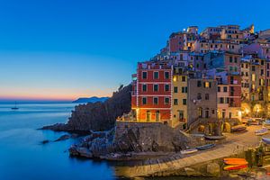 Riomaggiore by Night - Cinque Terre, Italië - 1 van Tux Photography