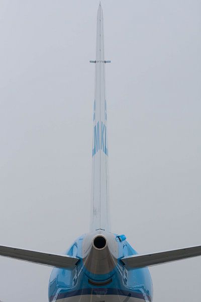 Achteraanzicht van een Embraer 190 von Roque Klop