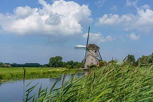 Eine der drei Windmühlen bei Stompwijk. von Jaap van den Berg