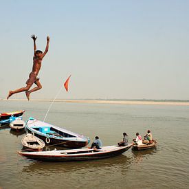 Varanasi, India van Milou Breunesse