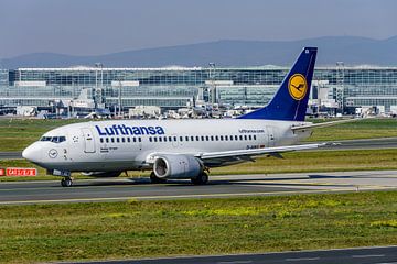 Lufthansa Boeing 737-500 