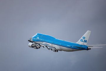 KLM Boeing 747, City of Nairobi. PH-BFN by Gert Hilbink