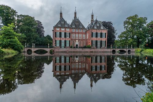 Reflectie van Kasteel Duivenvoorde in Voorschoten (0118)