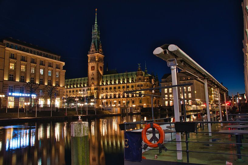 Hamburg by Hello Pompoyo