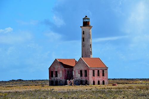 Roze vuurtoren op Klein Curaçao