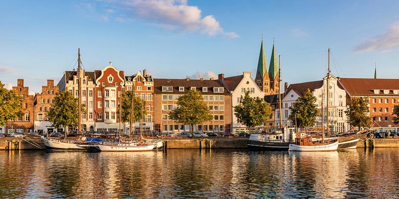 Museumhaven in de Hanzestad Lübeck van Werner Dieterich