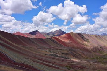 Montagnes arc-en-ciel, Pérou sur aidan moran
