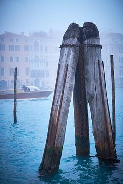 Canal Grande Venise dans le brouillard sur Karel Ham