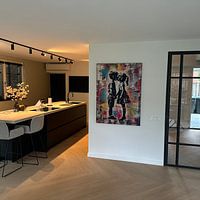 Klantfoto: De eerste kus | Street art graffiti in Banksy stijl van Frank Daske | Foto & Design, als ArtFrame