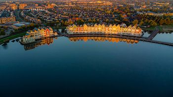 Morgengrauen auf dem Rietplas - Die bunten Häuser von De Goede Reede