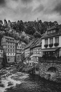 Monschau van Willi Schubert