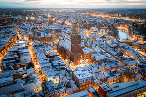 Das Zentrum von Zwolle im Schnee