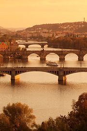 Moldaubrücken bei Sonnenuntergang, Prag von Markus Lange