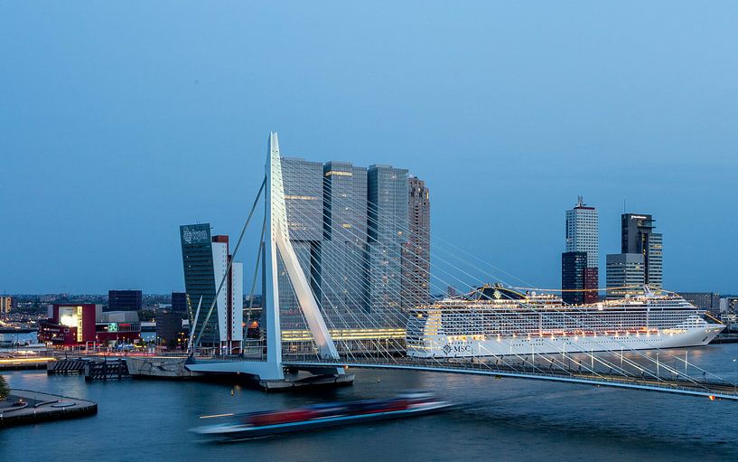 Rotterdam Erasmusbrug Cruiseship by Leon van der Velden
