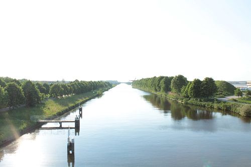 Vergezicht over het kanaal