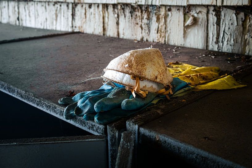 Abandoned Protective Gear – Traces of the Past by Infinite Decay