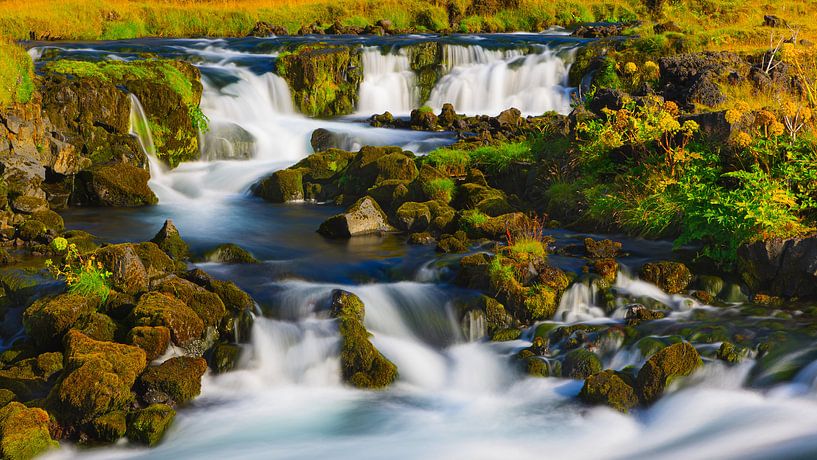 Watervallen nabij Kirkjubaejarklaustur, IJsland van Henk Meijer Photography