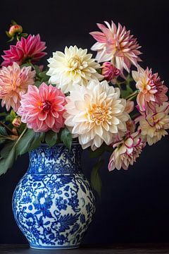 Dahlia bouquet in Delft blue vase