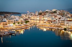 Agios Nikolaos am Abend