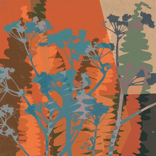 Wilde bloemen en varens in zachte kleuren