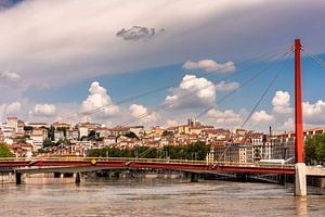 Passerelle du Palais du Justice in Lyon van Dieter Walther