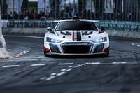 ABT XGT R8 Frontale op het circuit