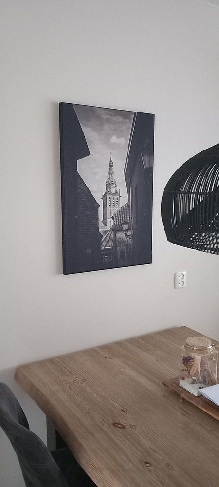 Blick durch die Stevenskerk Nijmegen in Schwarz-Weiß  von Maerten Prins 