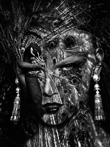 Augen des Pfaus – (Schwarz-Weiß) von Nevanilio Sancho