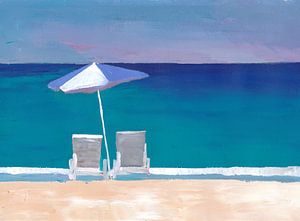 Strandstuhl und Sonnenschirm am Strand