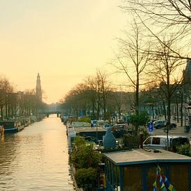 Amsterdam, Jordaan Prinsengracht in the evening sun by Amsterdam Highlights