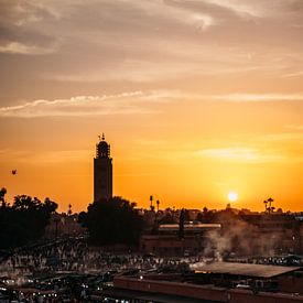 Zonsondergang in Marrakesh van Dayenne van Peperstraten